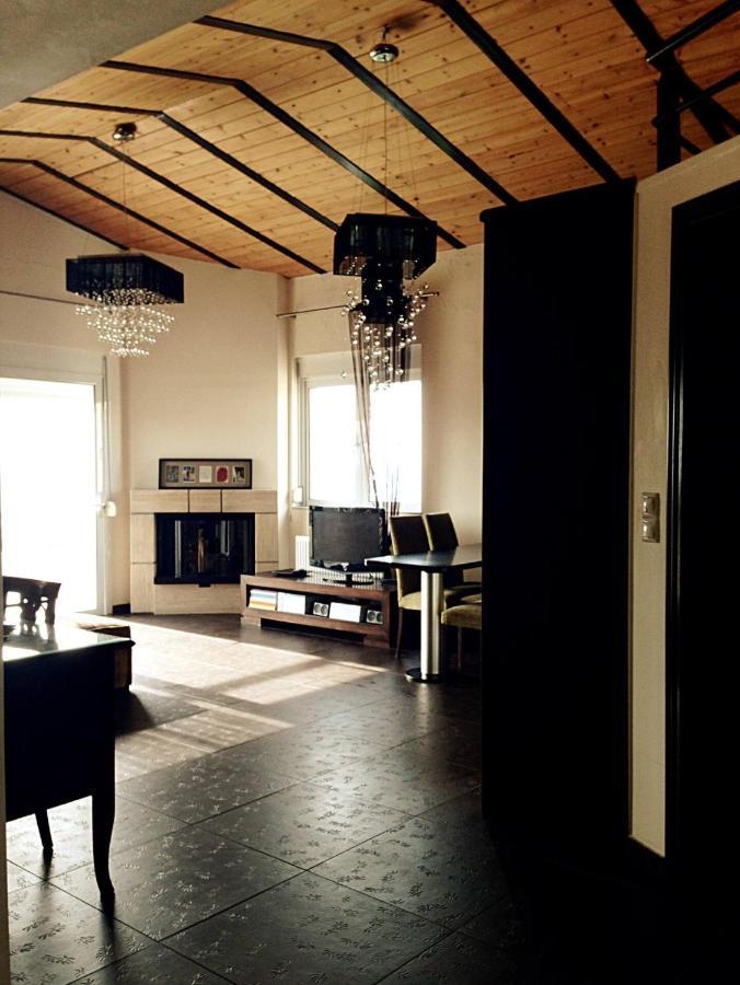 Wide-View & Quiet Apartment Chania ハニア エクステリア 写真