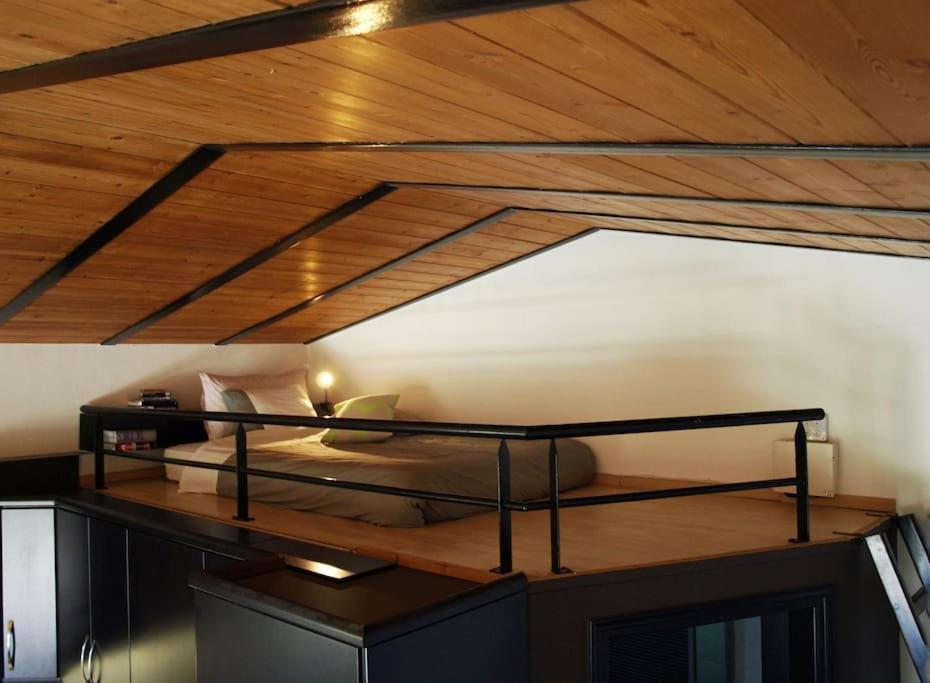 Wide-View & Quiet Apartment Chania ハニア エクステリア 写真