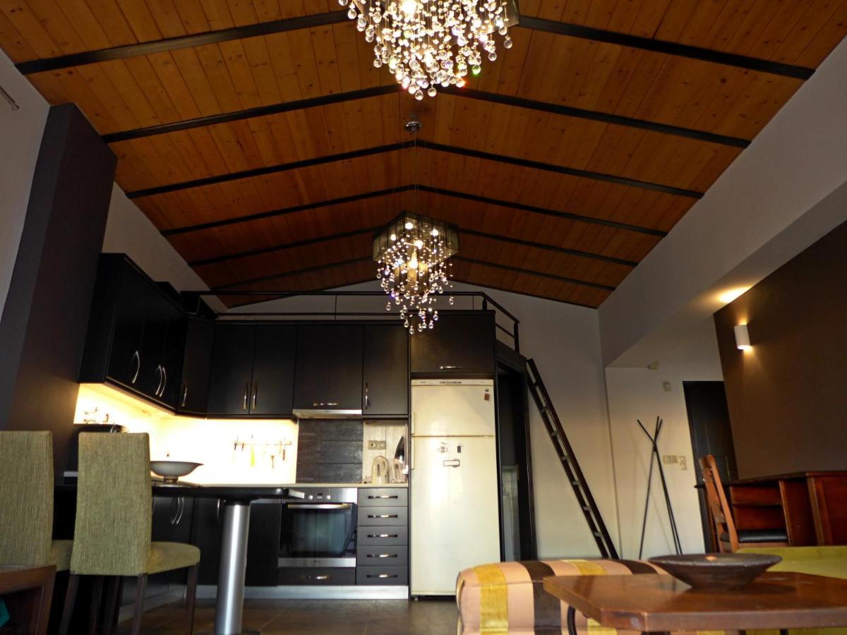 Wide-View & Quiet Apartment Chania ハニア エクステリア 写真