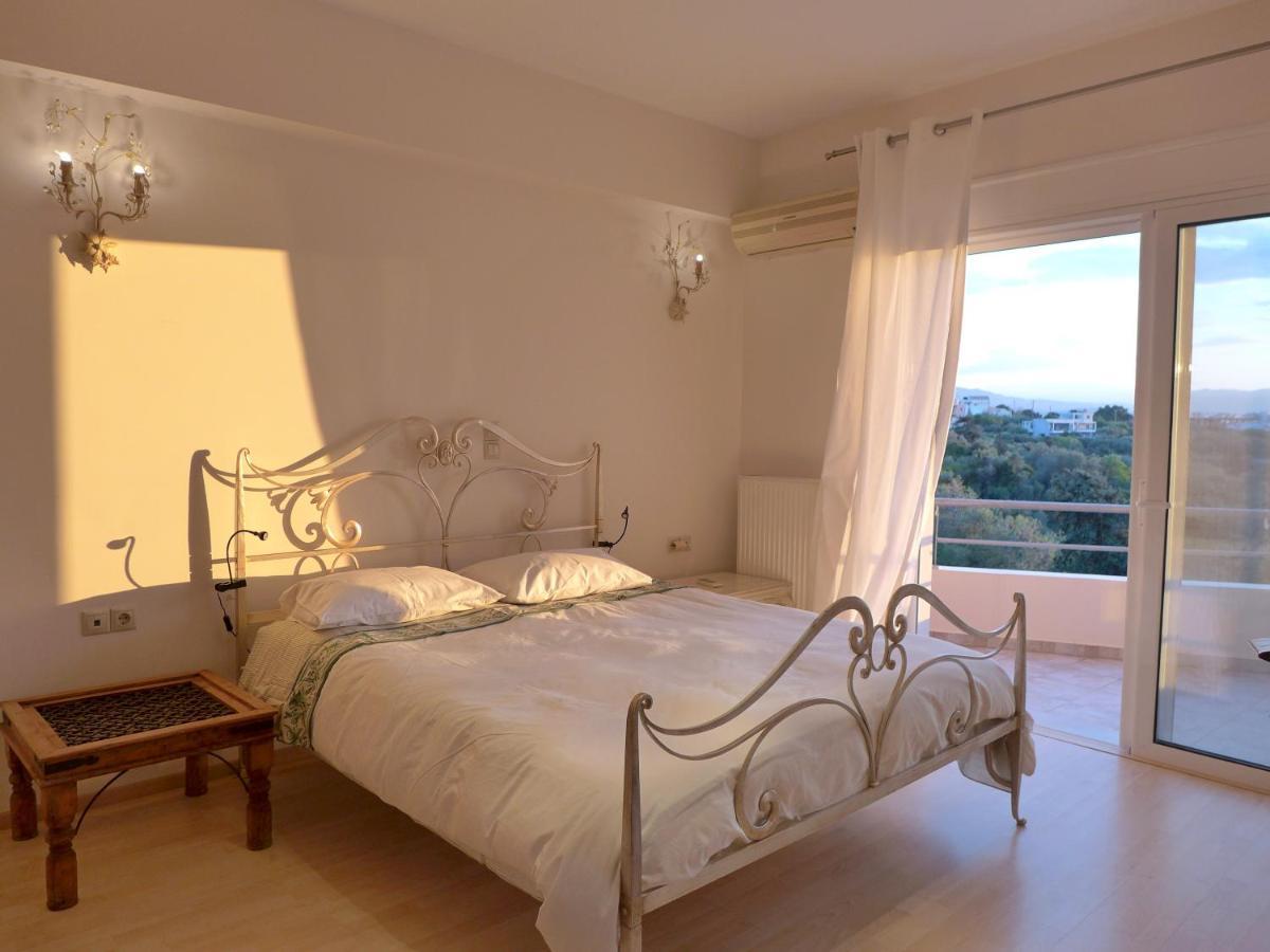 Wide-View & Quiet Apartment Chania ハニア エクステリア 写真