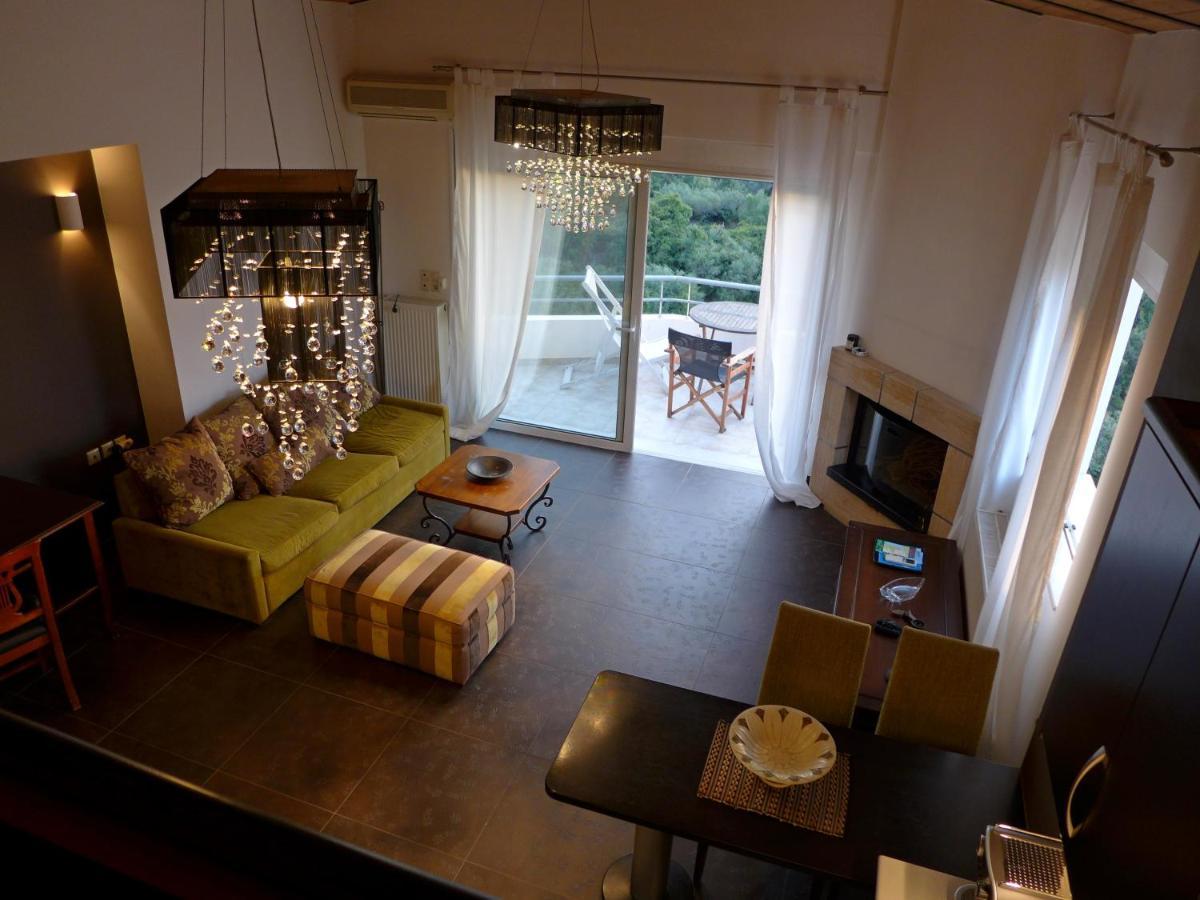 Wide-View & Quiet Apartment Chania ハニア エクステリア 写真