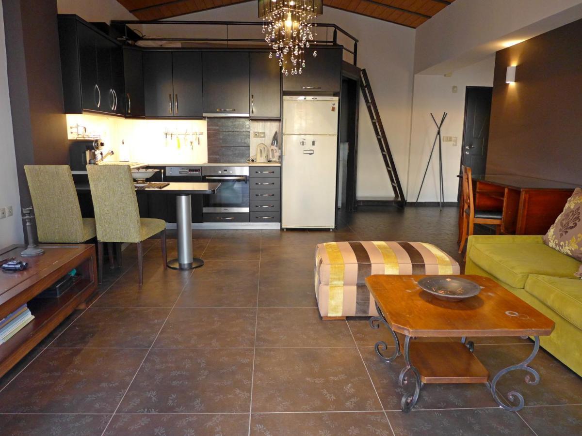 Wide-View & Quiet Apartment Chania ハニア エクステリア 写真