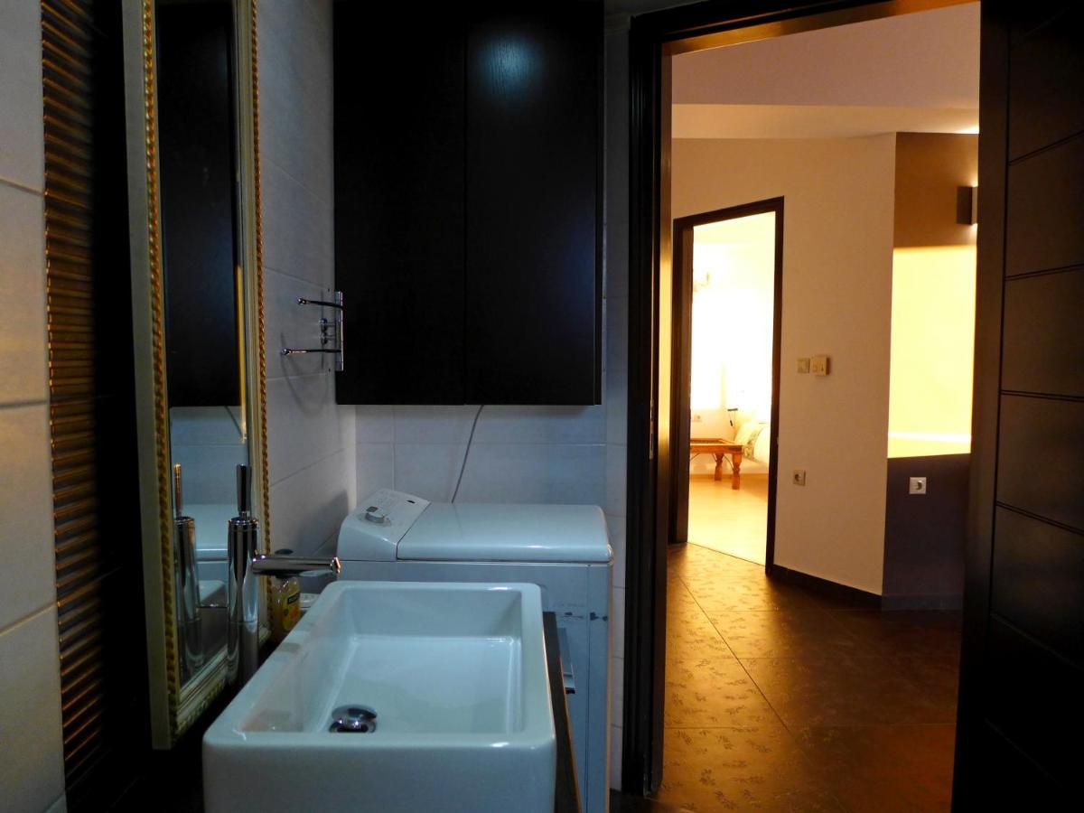 Wide-View & Quiet Apartment Chania ハニア エクステリア 写真